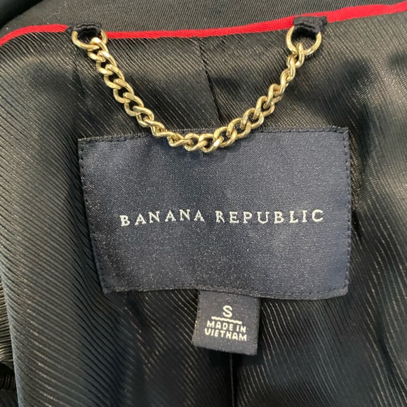 New without tags, Banana Republic Woman’s Black Classic Trench Coat with pockets - Picture 7 of 15